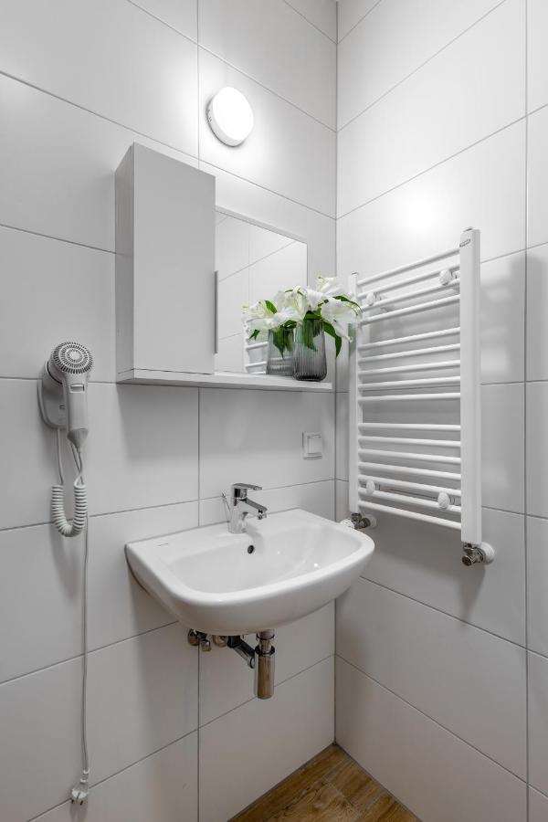 Hotel A4 Wroclaw - Bielany Бєлани-Вроцлавскє Екстер'єр фото