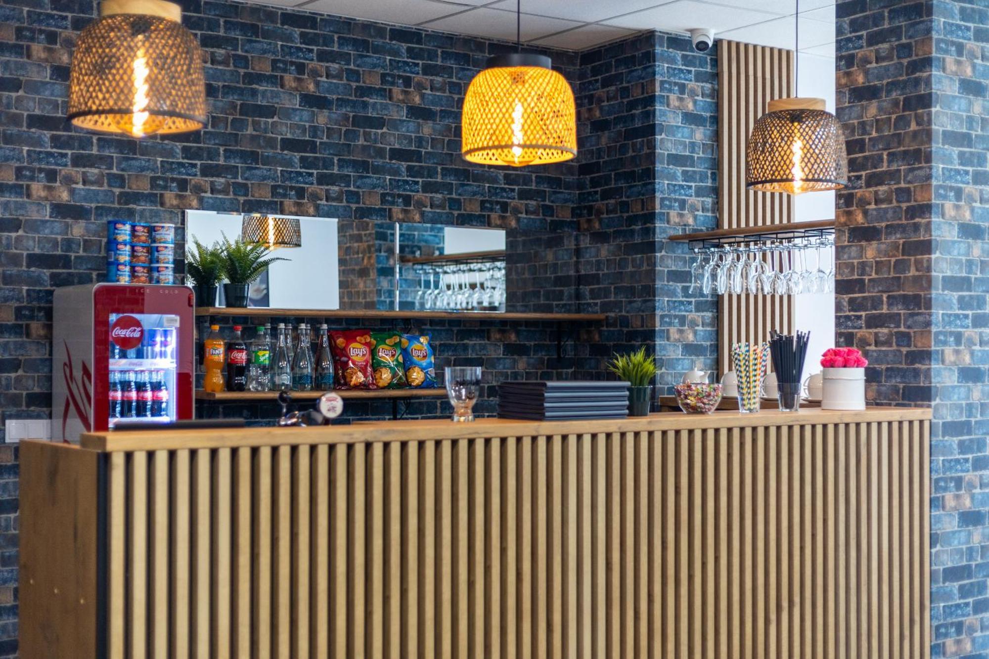 Hotel A4 Wroclaw - Bielany Бєлани-Вроцлавскє Екстер'єр фото
